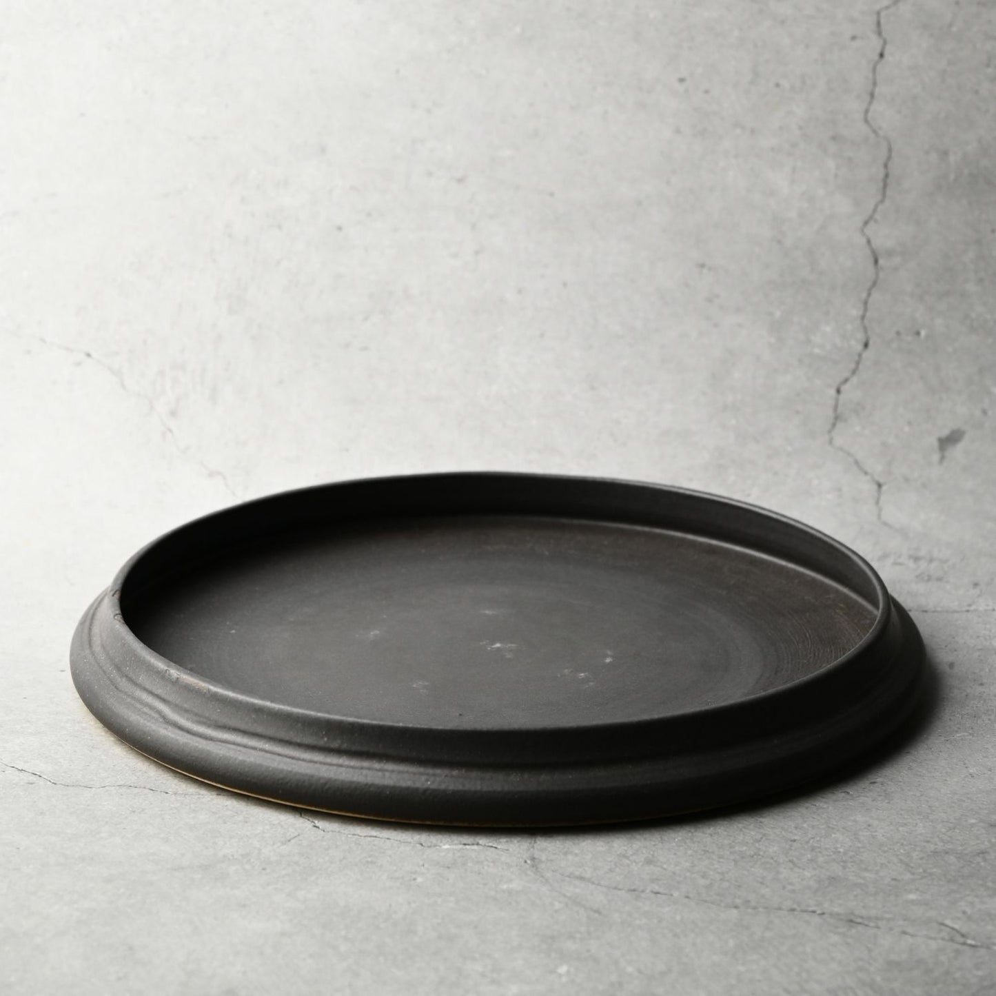 STALLION COAL SALAD PLATE